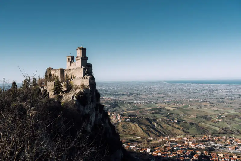 how to get to San Marino