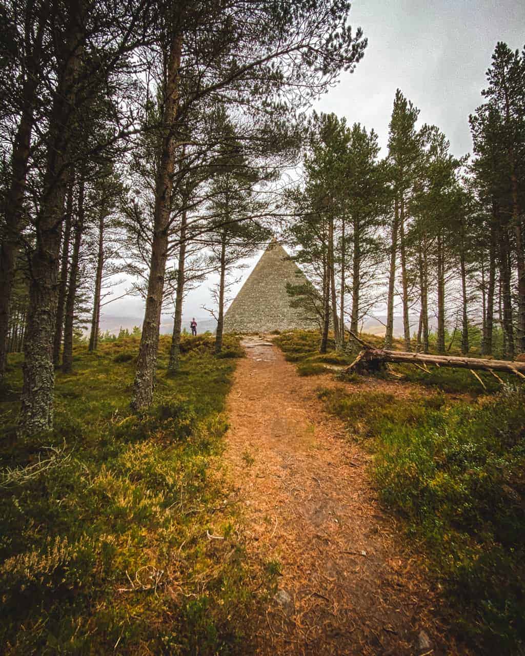 Where is the Pyramid in Scotland? 14