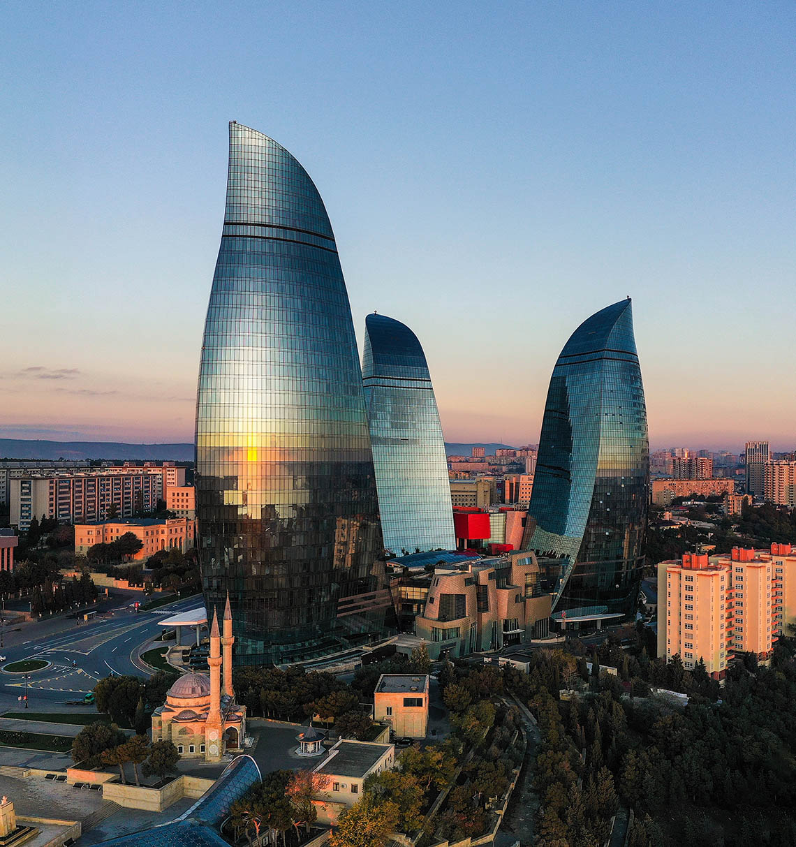 Baku for Digital Nomads: Your Guide to Azerbaijan's Capital 8