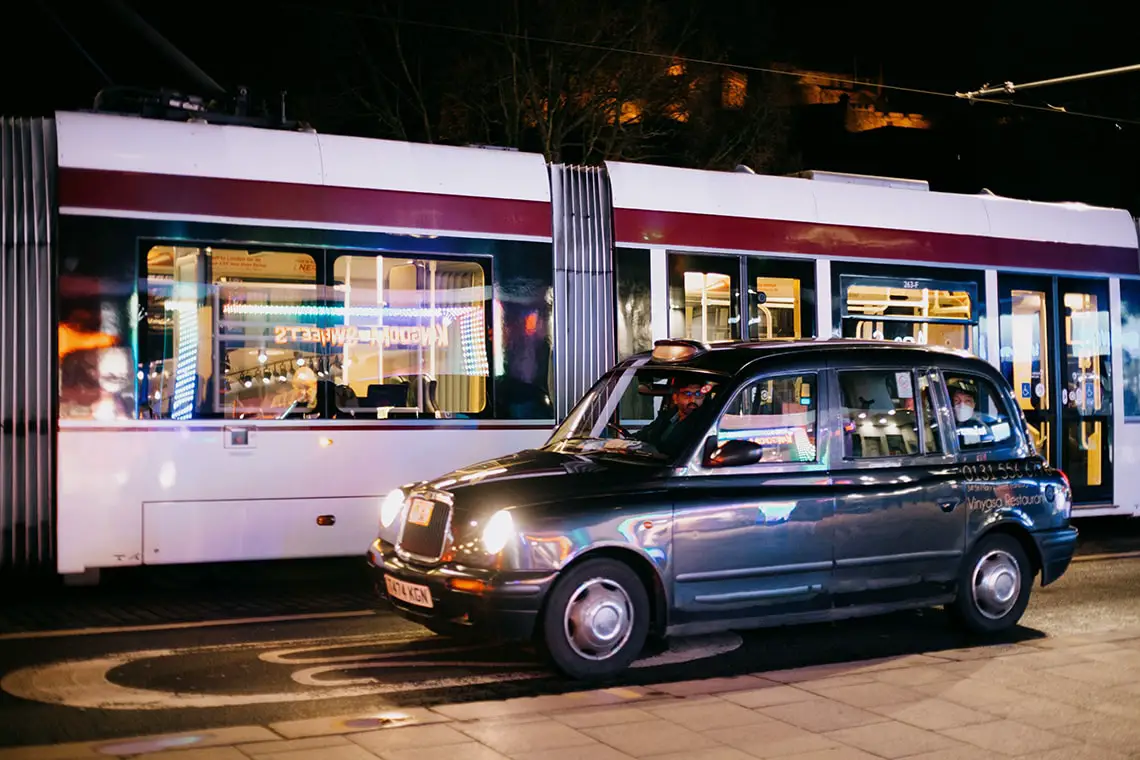 Edinburgh for Digital Nomads: Transport (Tram & Taxi)